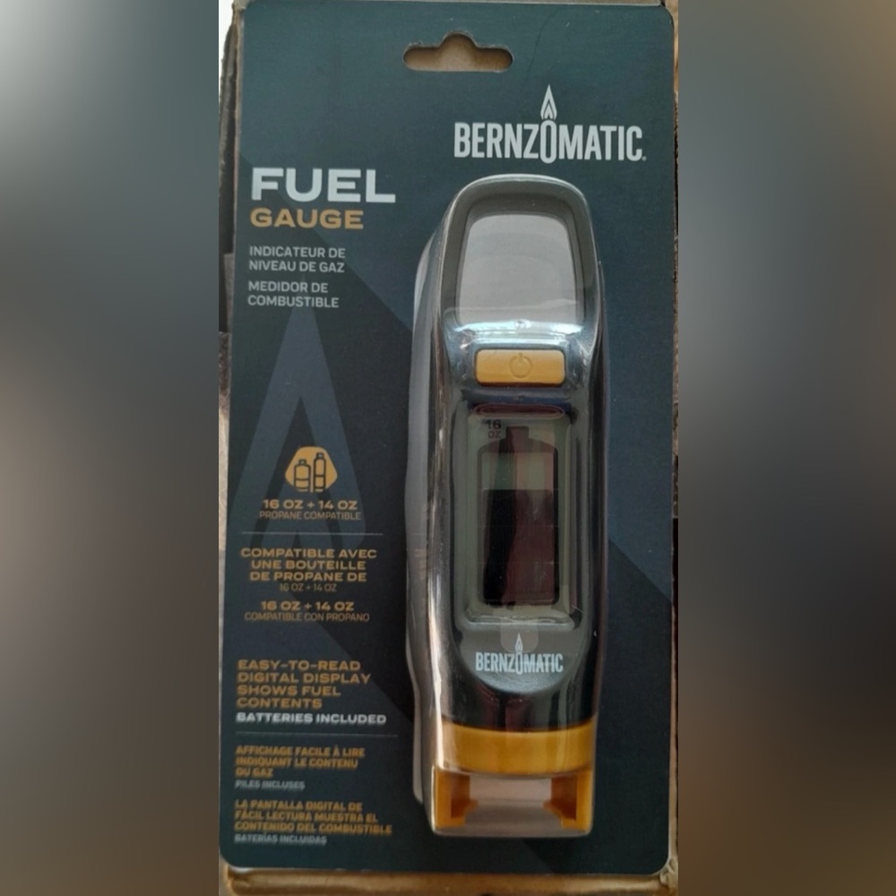 Black and Gold Fuel Gauge